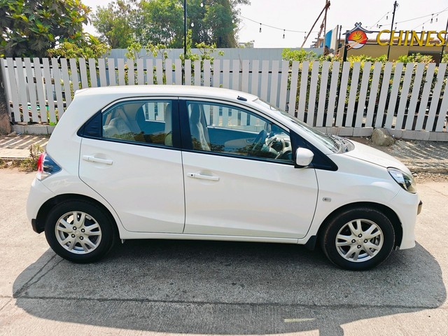 Second-hand 2013 Honda Brio VX AT for sale in Pune-1
