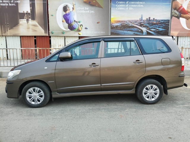 Second-hand 2015 Toyota Innova 2.5 G (Diesel) 7 Seater BS IV for sale in Thane-3