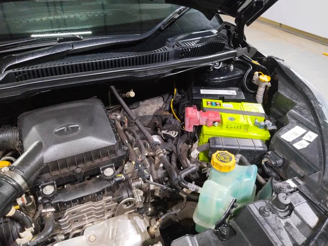 Second-hand 2022 Tata Nexon XZA Plus P Dark Edition AMT Diesel for sale in Kochi-27