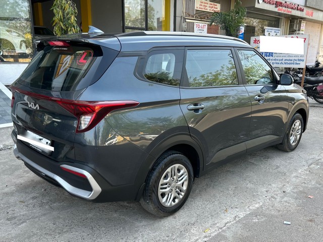 Kia Carens Prestige Second-hand 2024 Kia Carens Prestige for sale in Kota-1