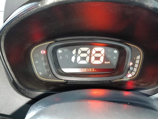 Second-hand 2015 Renault KWID RXT for sale in Kochi-13