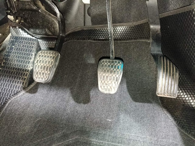 Second-hand 2021 Tata Altroz XZ Turbo for sale in Kochi-14