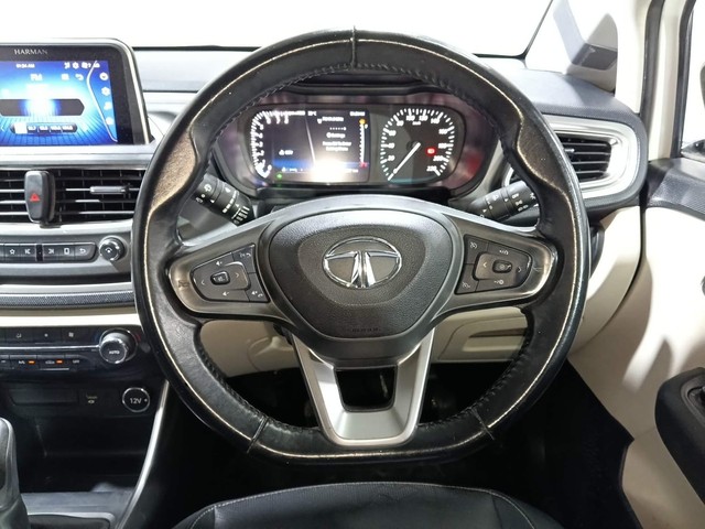 Second-hand 2021 Tata Altroz XZ Turbo for sale in Kochi-29