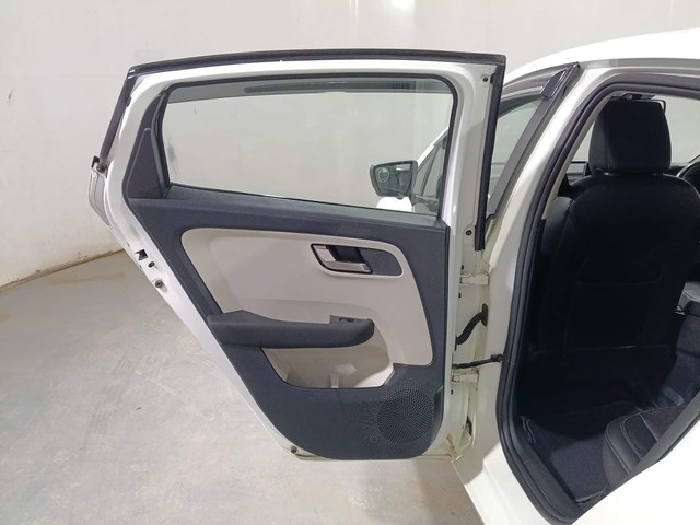 Second-hand 2021 Tata Altroz XZ Turbo for sale in Kochi-33