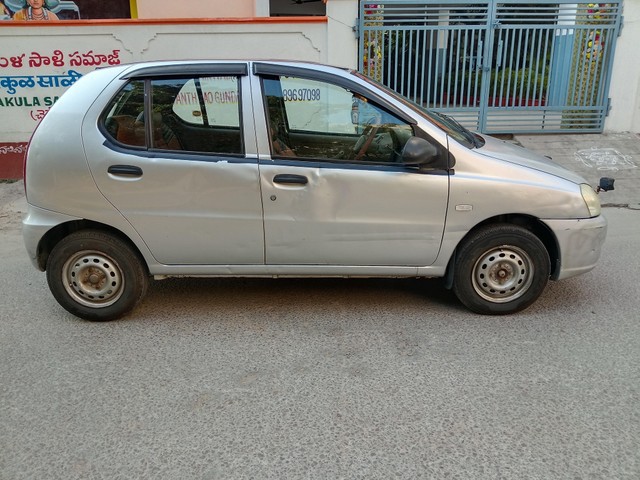 Second-hand 2012 Tata Indica V2 LS for sale in Hyderabad-5