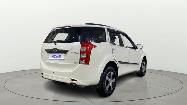 Mahindra XUV500 W4 Second-hand 2017 Mahindra XUV500 W4 for sale in Chandigarh-2