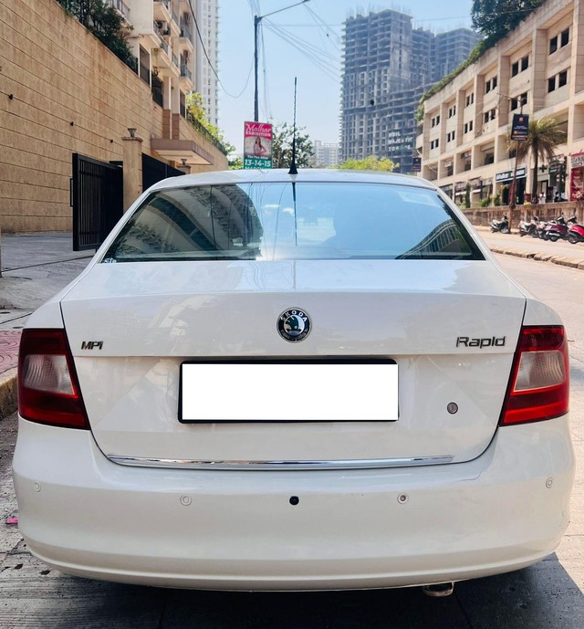 Second-hand 2013 Skoda Rapid 1.6 MPI Ambition for sale in Mumbai-2