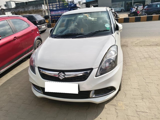 Second-hand 2015 Maruti Suzuki Swift Dzire ZXI for sale in Chennai-1