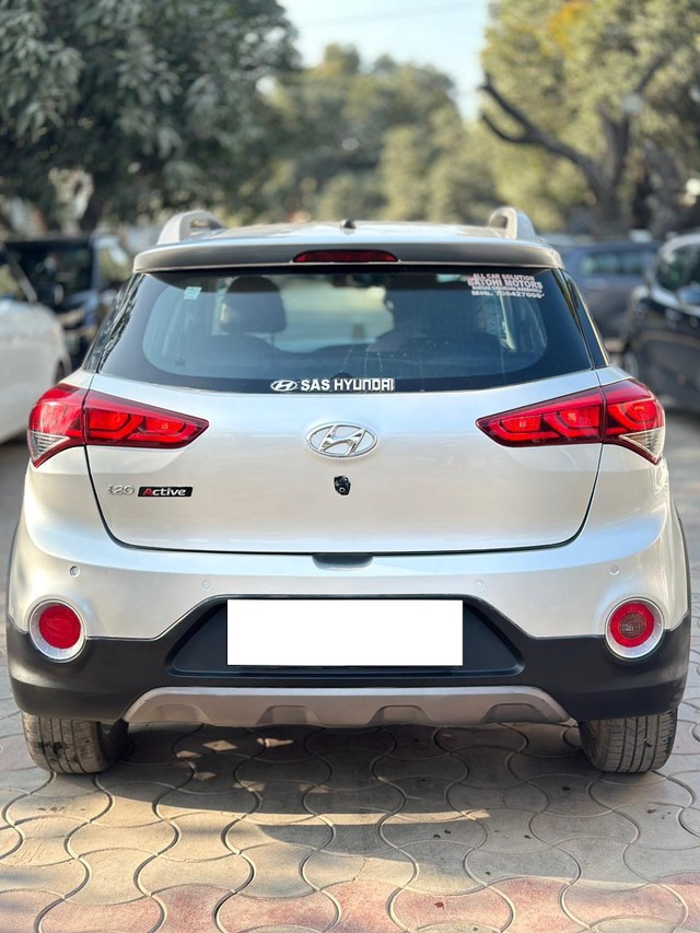 Second-hand 2015 Hyundai i20 Active 1.4 for sale in Lucknow-1