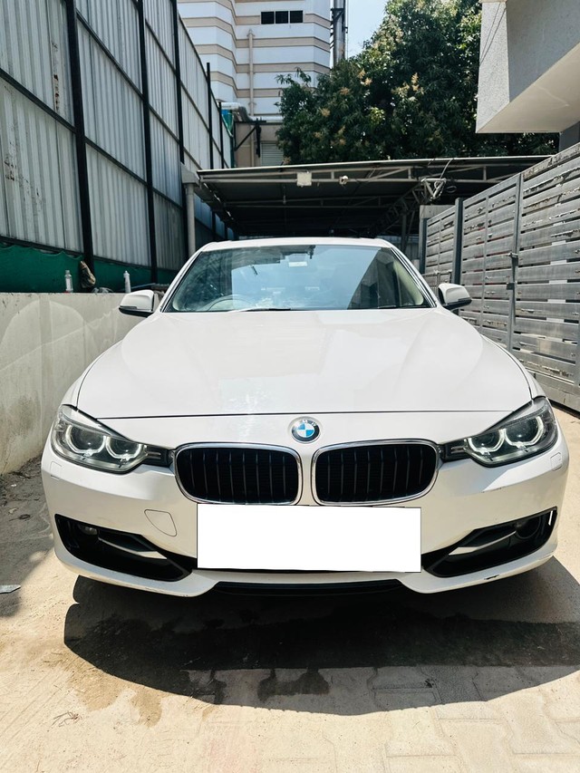 Second-hand 2014 BMW 3 Series 320d Sport Line for sale in Chennai-2