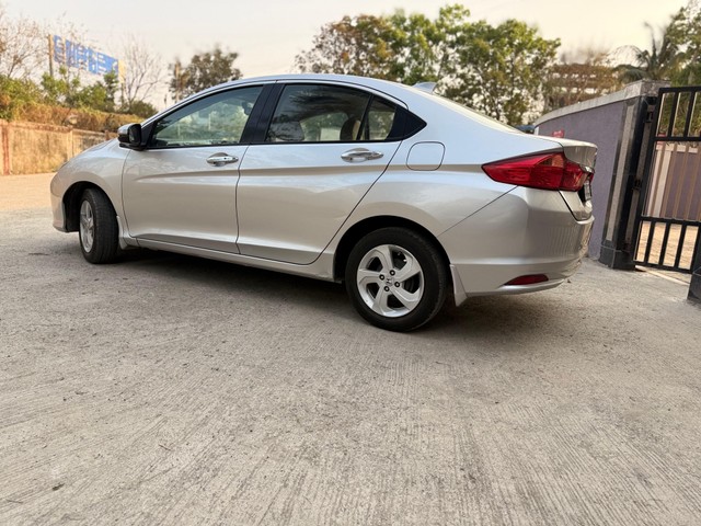 Second-hand 2014 Honda City i DTEC VX for sale in Pune-3