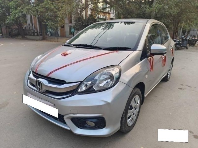 Second-hand 2017 Honda Amaze S i-VTEC for sale in Noida-6