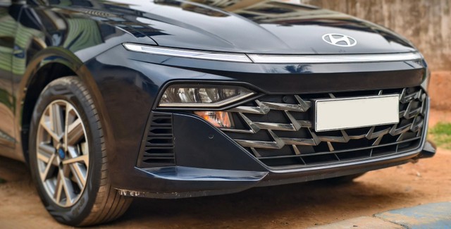 Second-hand 2023 Hyundai Verna SX for sale in Kolkata-16