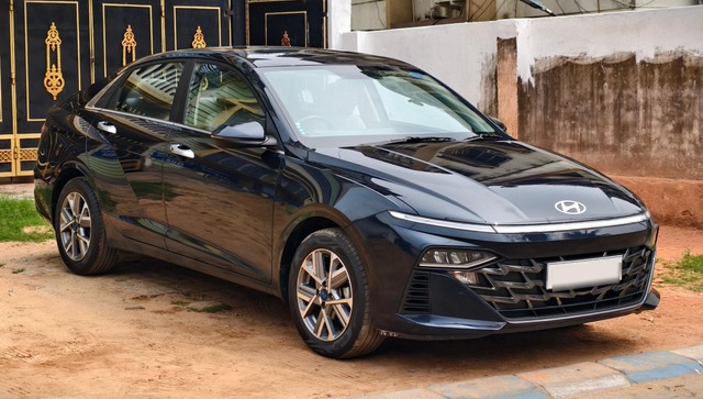 Second-hand 2023 Hyundai Verna SX for sale in Kolkata-0