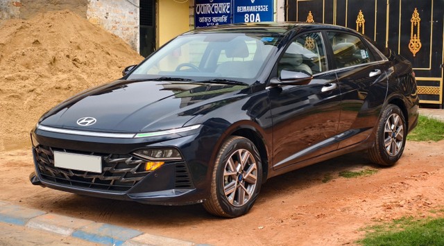 Second-hand 2023 Hyundai Verna SX for sale in Kolkata-2
