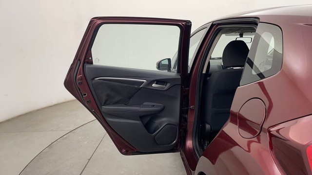 Second-hand 2017 Honda Jazz VX for sale in Chennai-26