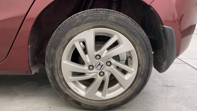 Second-hand 2017 Honda Jazz VX for sale in Chennai-19