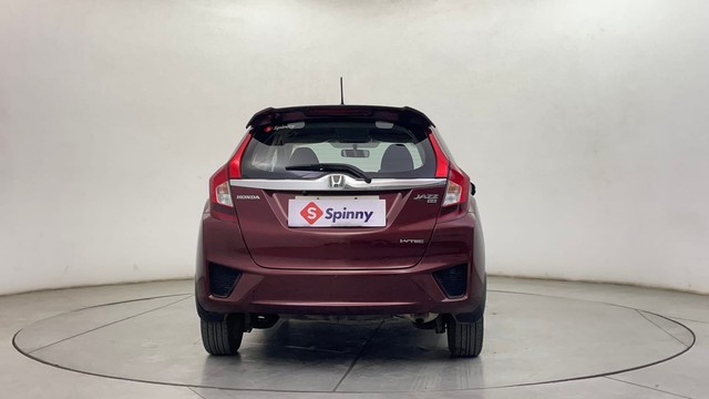 Second-hand 2017 Honda Jazz VX for sale in Chennai-4