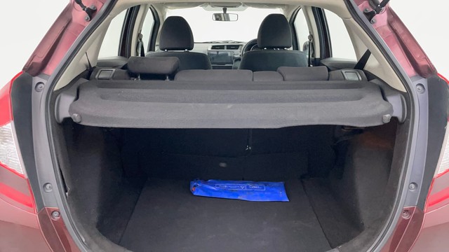 Second-hand 2017 Honda Jazz VX for sale in Chennai-9