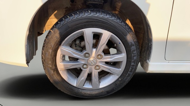 Second-hand 2014 Maruti Suzuki Wagon R Stingray VXI for sale in Vadodara-25