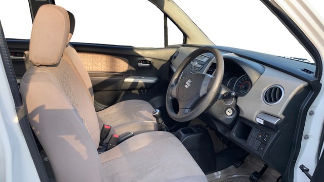 Second-hand 2015 Maruti Suzuki Wagon R VXI BS IV for sale in Vadodara-15