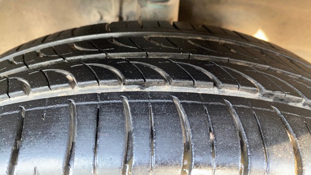 Second-hand 2015 Maruti Suzuki Wagon R VXI BS IV for sale in Vadodara-28