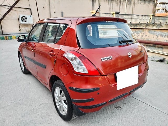 Second-hand 2014 Maruti Suzuki Swift ZXI BSIV for sale in Noida-10