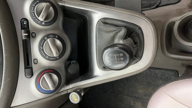 Hyundai i10 Magna 1.1L Second-hand 2016 Hyundai i10 Magna 1.1L for sale in Ghaziabad-13