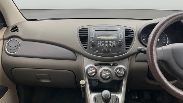 Hyundai i10 Magna 1.1L Second-hand 2016 Hyundai i10 Magna 1.1L for sale in Ghaziabad-22