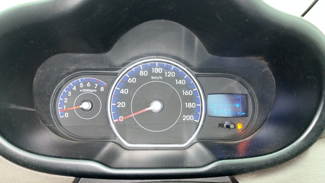 Hyundai i10 Magna 1.1L Second-hand 2016 Hyundai i10 Magna 1.1L for sale in Ghaziabad-11