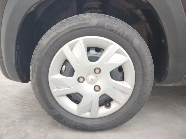 Second-hand 2023 Renault KWID 1.0 RXT for sale in Coimbatore-20