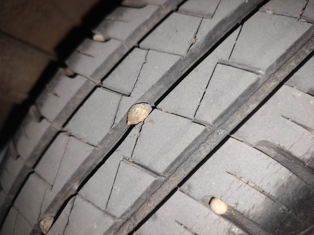 Second-hand 2023 Renault KWID 1.0 RXT for sale in Coimbatore-25