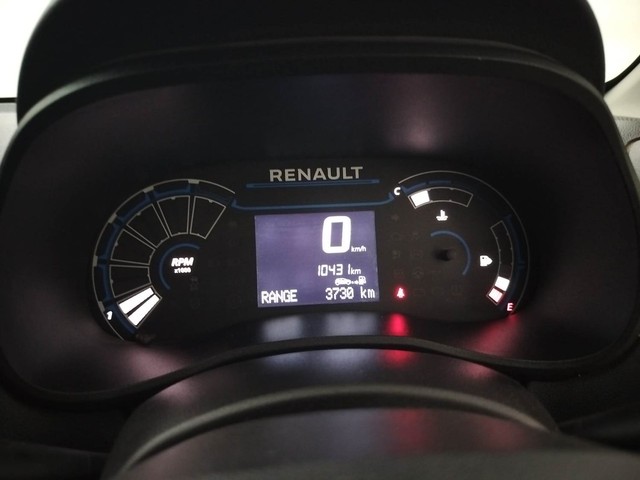 Second-hand 2023 Renault KWID 1.0 RXT for sale in Coimbatore-13