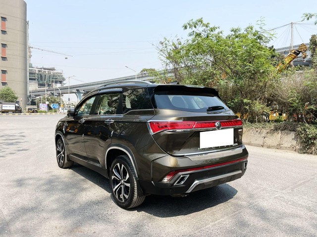 Second-hand 2023 MG Hector Plus 1.5 Turbo Savvy Pro CVT 7 Str BSVI for sale in Mumbai-7