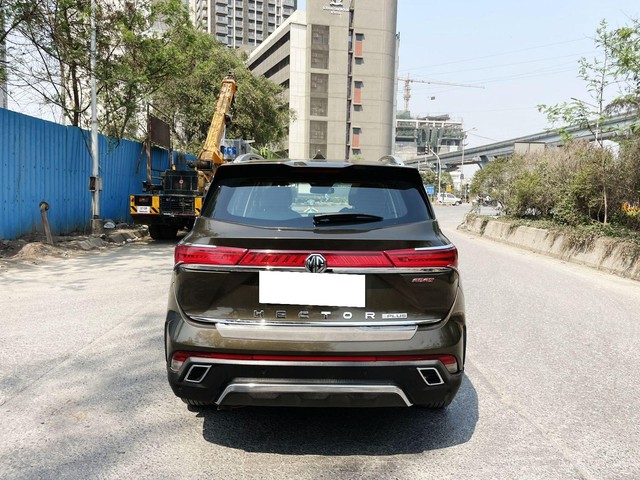 Second-hand 2023 MG Hector Plus 1.5 Turbo Savvy Pro CVT 7 Str BSVI for sale in Mumbai-1