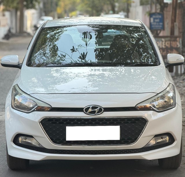 Hyundai i20 Asta 1.2 Second-hand 2015 Hyundai i20 Asta 1.2 for sale in Rajkot-3