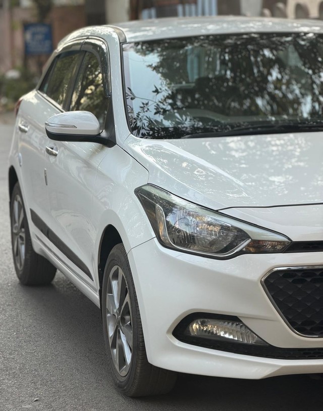 Hyundai i20 Asta 1.2 Second-hand 2015 Hyundai i20 Asta 1.2 for sale in Rajkot-0