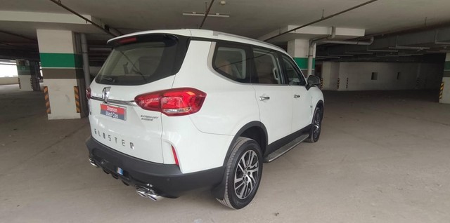 MG Gloster Savvy 4x4 7Str Second-hand 2023 MG Gloster Savvy 4x4 7Str for sale in Mumbai-11