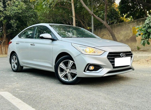 Second-hand 2017 Hyundai Verna 1.6 VTVT SX Option for sale in New Delhi-5