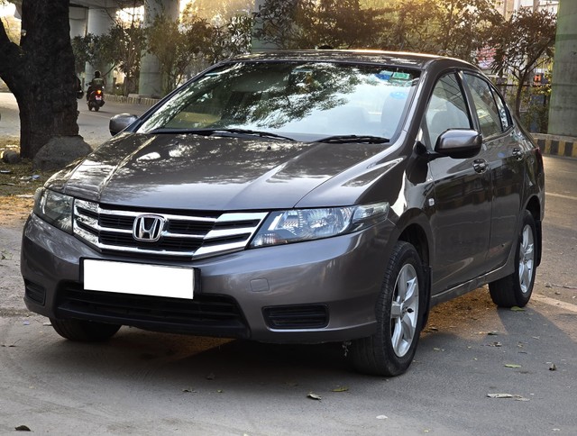 Honda City E Second-hand 2013 Honda City E for sale in Gurgaon-3