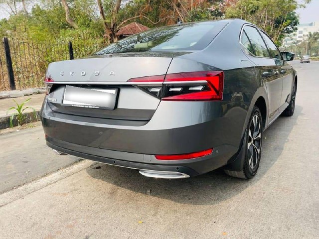 Second-hand 2022 Skoda Superb Laurin & klement BSVI for sale in Mumbai-11