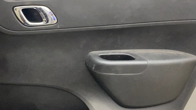 Second-hand 2018 Renault KWID 1.0 RXT Optional for sale in Hyderabad-17