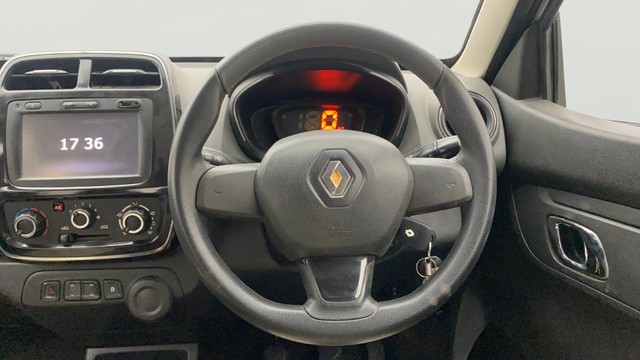 Second-hand 2018 Renault KWID 1.0 RXT Optional for sale in Hyderabad-12