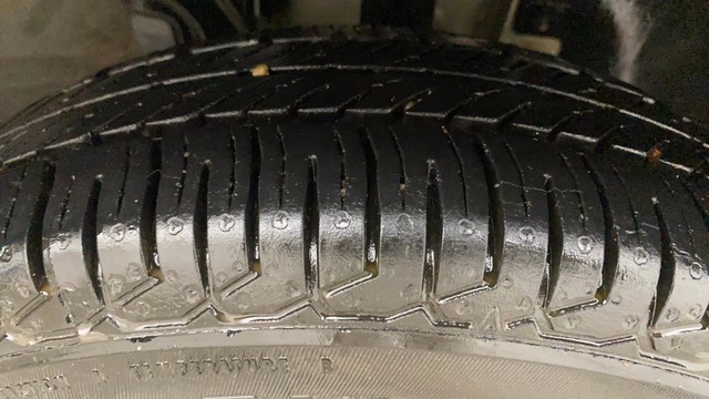 Second-hand 2018 Renault KWID 1.0 RXT Optional for sale in Hyderabad-28