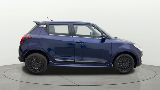 Second-hand 2019 Maruti Suzuki Swift VXI AMT for sale in Hyderabad-1