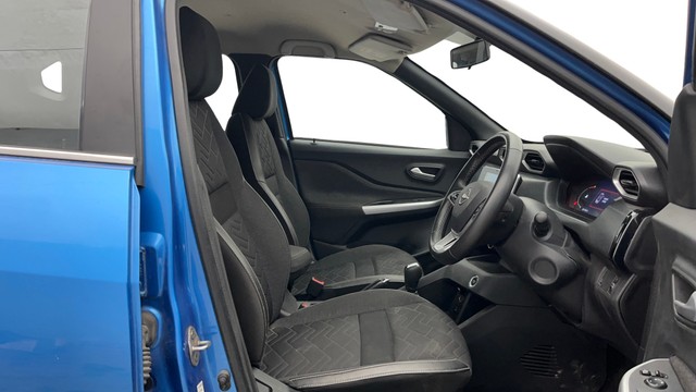 Second-hand 2023 Nissan Magnite XV AMT DT for sale in Ghaziabad-15