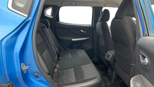 Second-hand 2023 Nissan Magnite XV AMT DT for sale in Ghaziabad-16