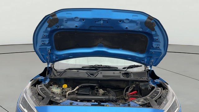 Second-hand 2023 Nissan Magnite XV AMT DT for sale in Ghaziabad-9