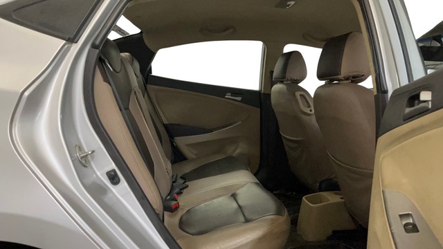 Second-hand 2015 Hyundai Verna 1.4 VTVT for sale in New Delhi-16