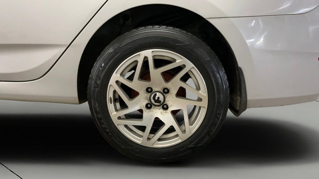 Second-hand 2015 Hyundai Verna 1.4 VTVT for sale in New Delhi-26